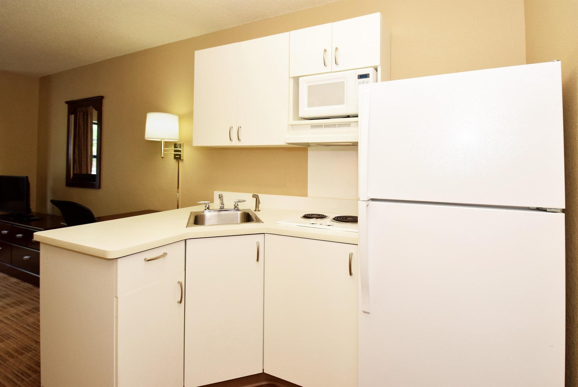 Rosewood Hotel- Portland East Gresham